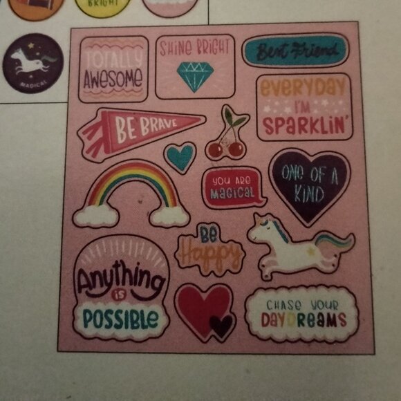 American Greetings 524 Stickers Smiley Face Rainbow Emoji Kids Crafting Reward - Picture 4 of 4